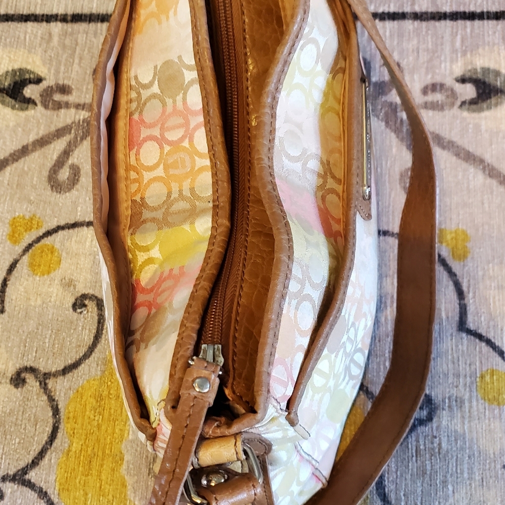 Etienne Aigner Shoulder Purse⚜️🤎⚜️ - Picture 3 of 10